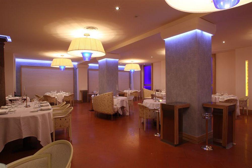 Hotel San Martino Тревильо Экстерьер фото